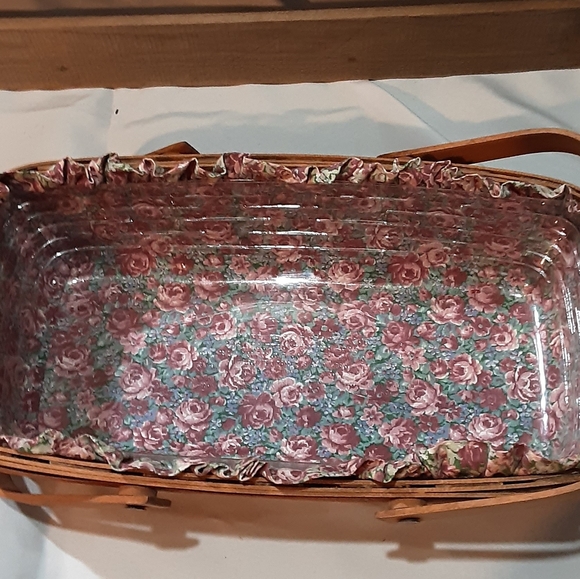 GRANDMA BONNIES MAY SERIES ROSE BASKET - Picture 6 of 7